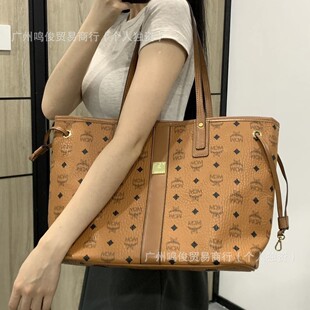 MC��2025��ĸ����ӡ����������ُ�������μ�ͨ�ڱ�yб���Ů��