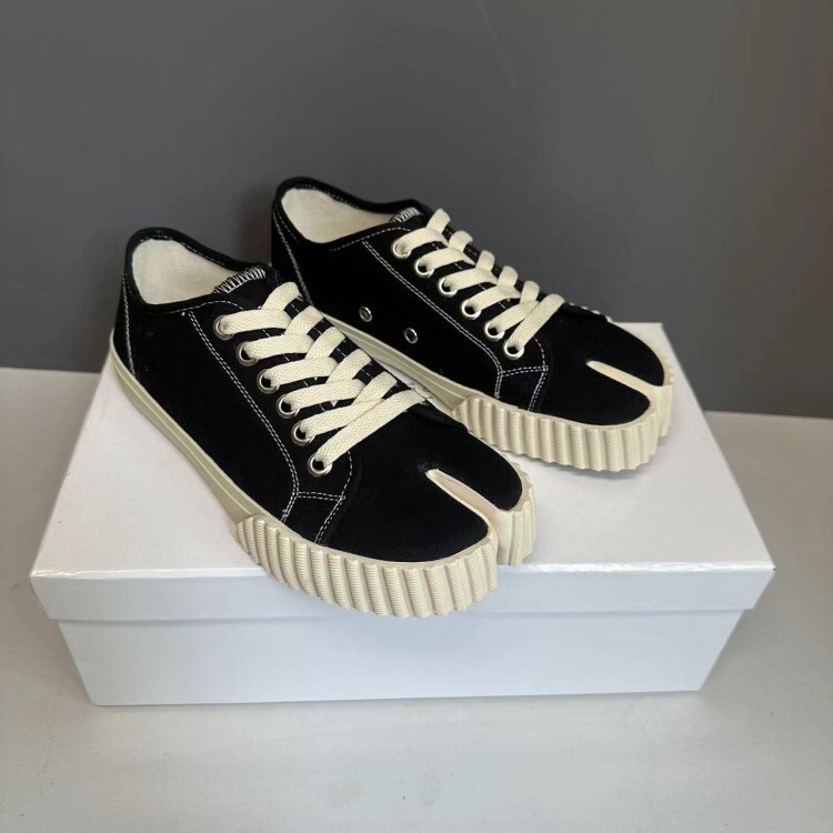 High-End Internet Celebrity Mm6 Margiela Canvas Split-Toe Shoes Women's Shoes Tab Casual Trendy Shoes Biscuit Split-Toe Shoes Couple Shoes