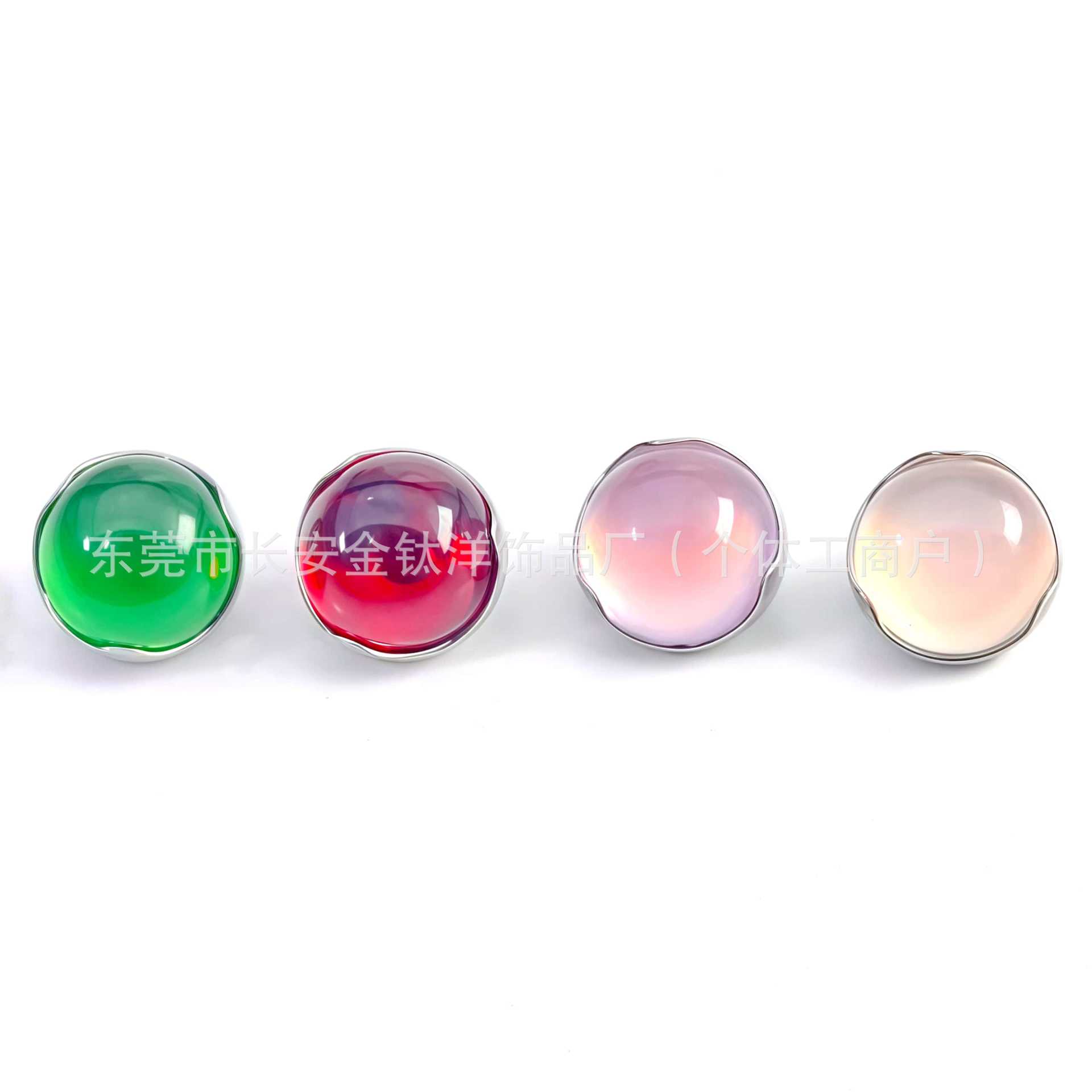 Pointed titanium steel lip stud product view