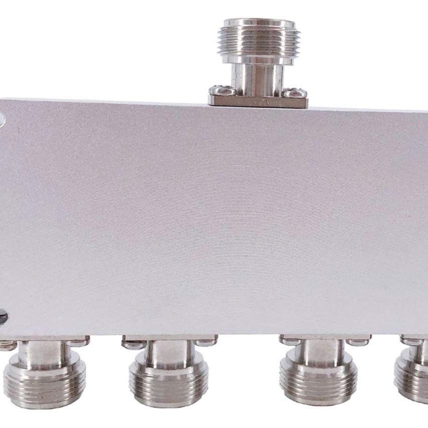 一分四N头2000-6000M射频微带四功分器WIFI功率四分配合路器2-6G