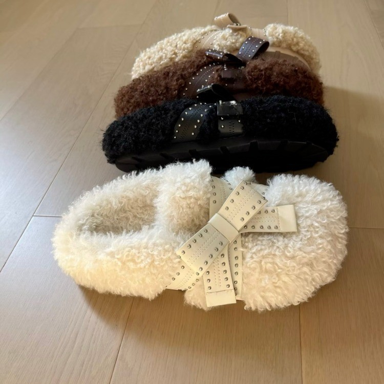 软底加绒圆头毛毛鞋女秋冬新款外穿温柔网红一脚蹬豆豆鞋冬季保暖