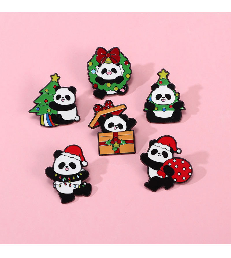 Alloy Material Christmas Festival Cute Pin Panda Alloy Enamel Unisex Brooches