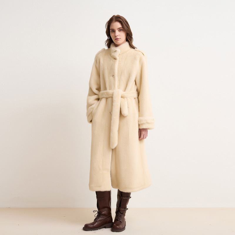 British Style Long Lamb Fur Integrated Eco-Friendly Fur Stand Collar Waist-Cinching Fur Coat for Women, Thick for Autumn and Winter
