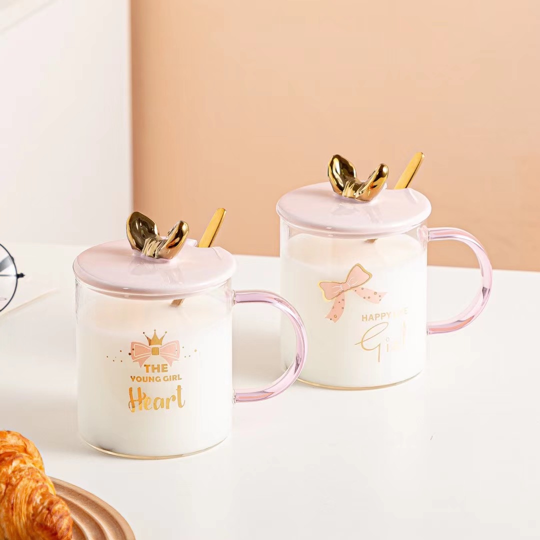 Estilo japonés creativo Rosa chica corazón cristal transparente arco regalo personalizado taza con tapa cuchara taza de café