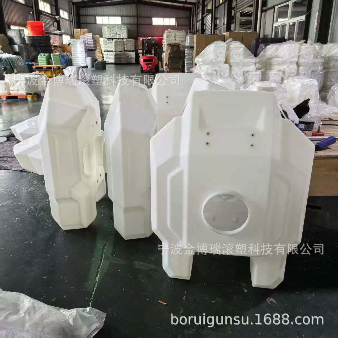 定制滚塑工艺加工的塑料容器 无人机打药水箱 滚塑打药水箱加工