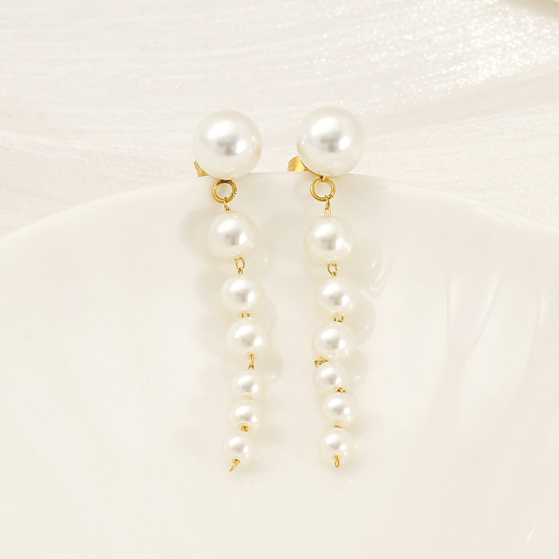 Pendientes largos de todo fósforo degradados de tamaño simple europeo y americano pendientes de borla de perlas pendientes de acero inoxidable de 18 quilates mujeres