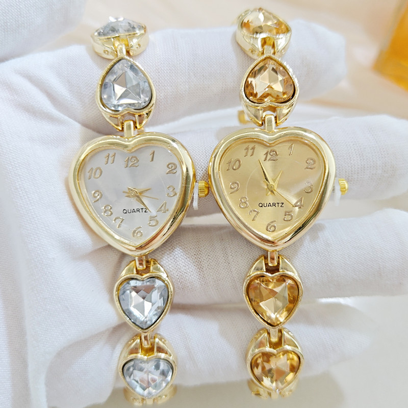 Cross-Border New Model High-End Heart-Shaped Diamond-Encrusted Women's Watch, Niche Fashion, High-Value Student Wristwatch, Bracelet, Women's Watch