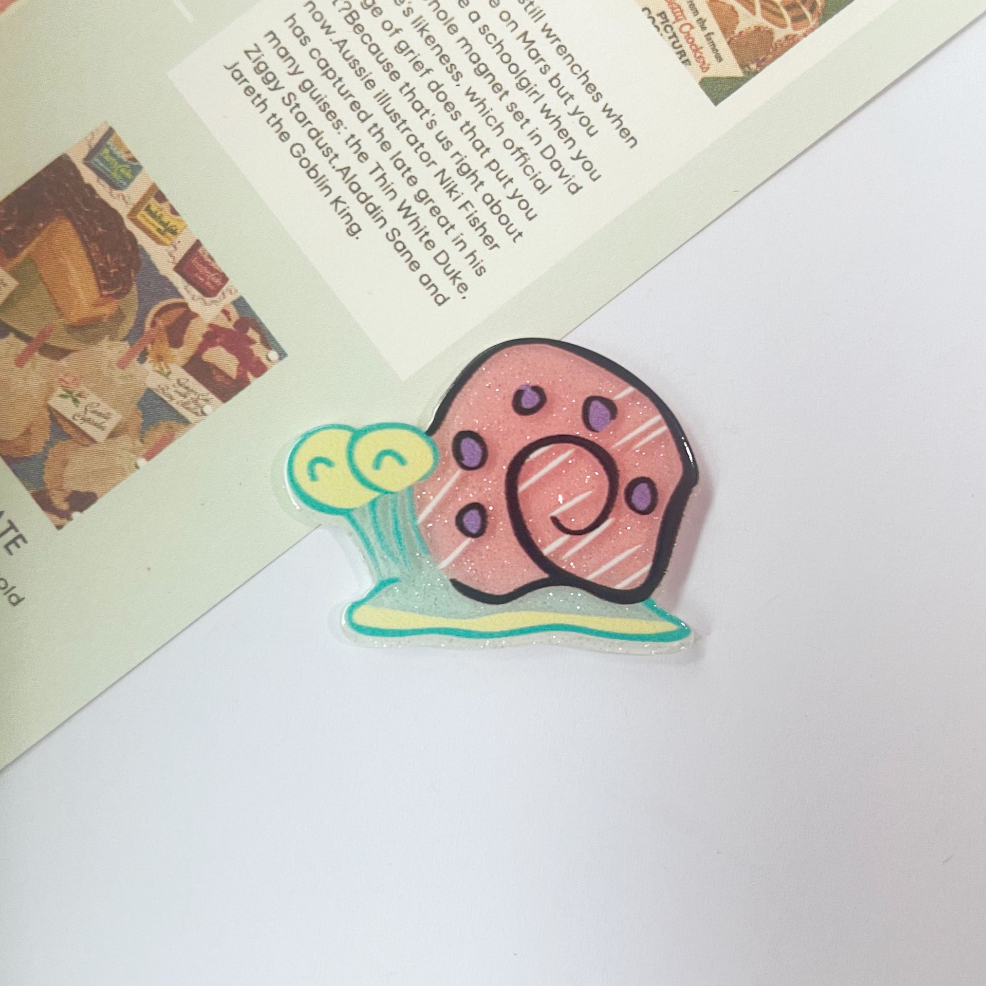 작은 벌레 2.4*3.1cm (한 조각)