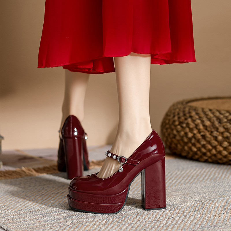 Red high heels with extremely high heels, Mary Jane shoes, wedding shoes platform, decorated with pearls, (Physicals), for teenagers, wide stable heel