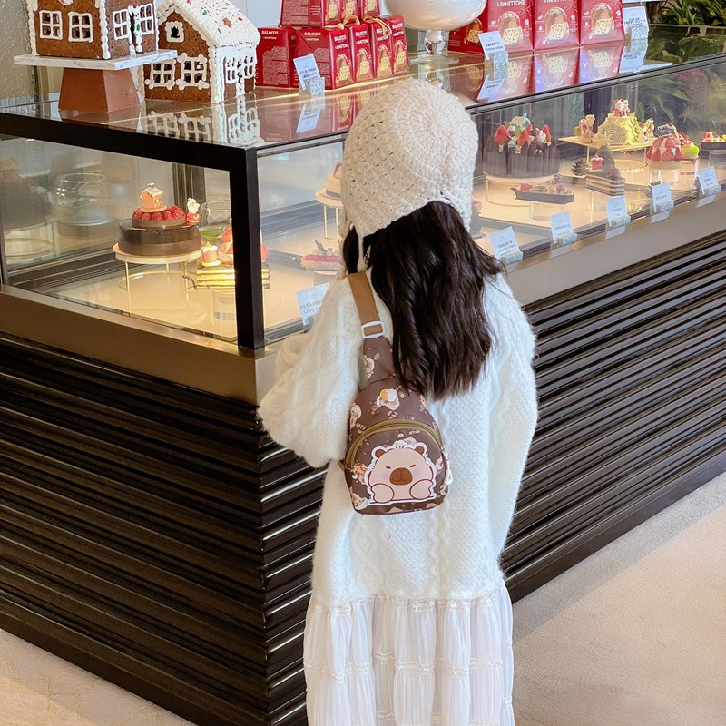 Capibala impresa bolsos de niños dibujos animados lindos bolsos de pecho de bebés extranjeros 2025 nuevos bolsos de mochila para niños y niñas