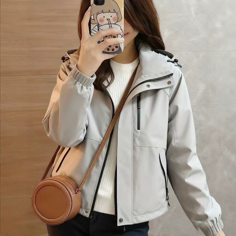 Autumn Hooded Windbreaker for Women, Plus-Size Windproof and Rainproof, Trendy Loose-Fitting Korean-Style Jacket Sweatshirt, In-Stock Source Autumn Hooded Windbreaker for Women, Plus-Size Windproof and Rainproof, Trendy Loose-Fitting Korean-Style Jacket Sweatshirt, In-Stock Source