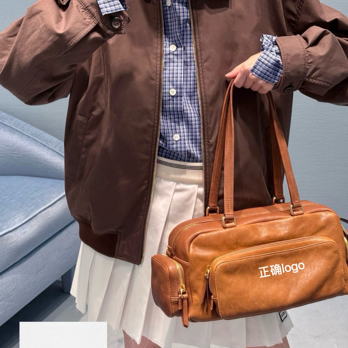 2025 Retro Top Grain Cowhide Multi-Pocket Motorcycle Bag Large Capacity Commuter Handbag Women's Shoulder Bag Large Backpack - Thumbnail 2