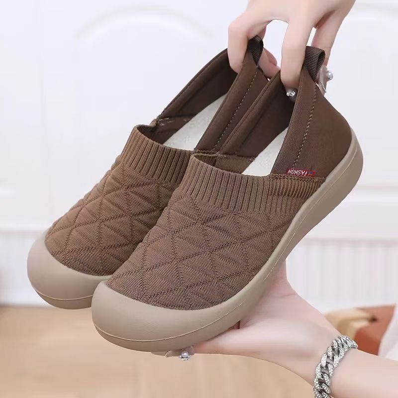Primavera y otoño nuevos zapatos de tela de mujer con suela suave, zapatos de moda para madres, zapatos de trabajo ligeros y cómodos, zapatos de solos antideslizantes image 2