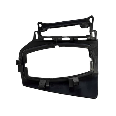 Ford 12 15 17 Focus: Cab and accessories
