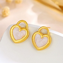 欧美跨境滴油白色爱心耳环女时尚百搭简约桃心钛钢饰品耳坠潮批发