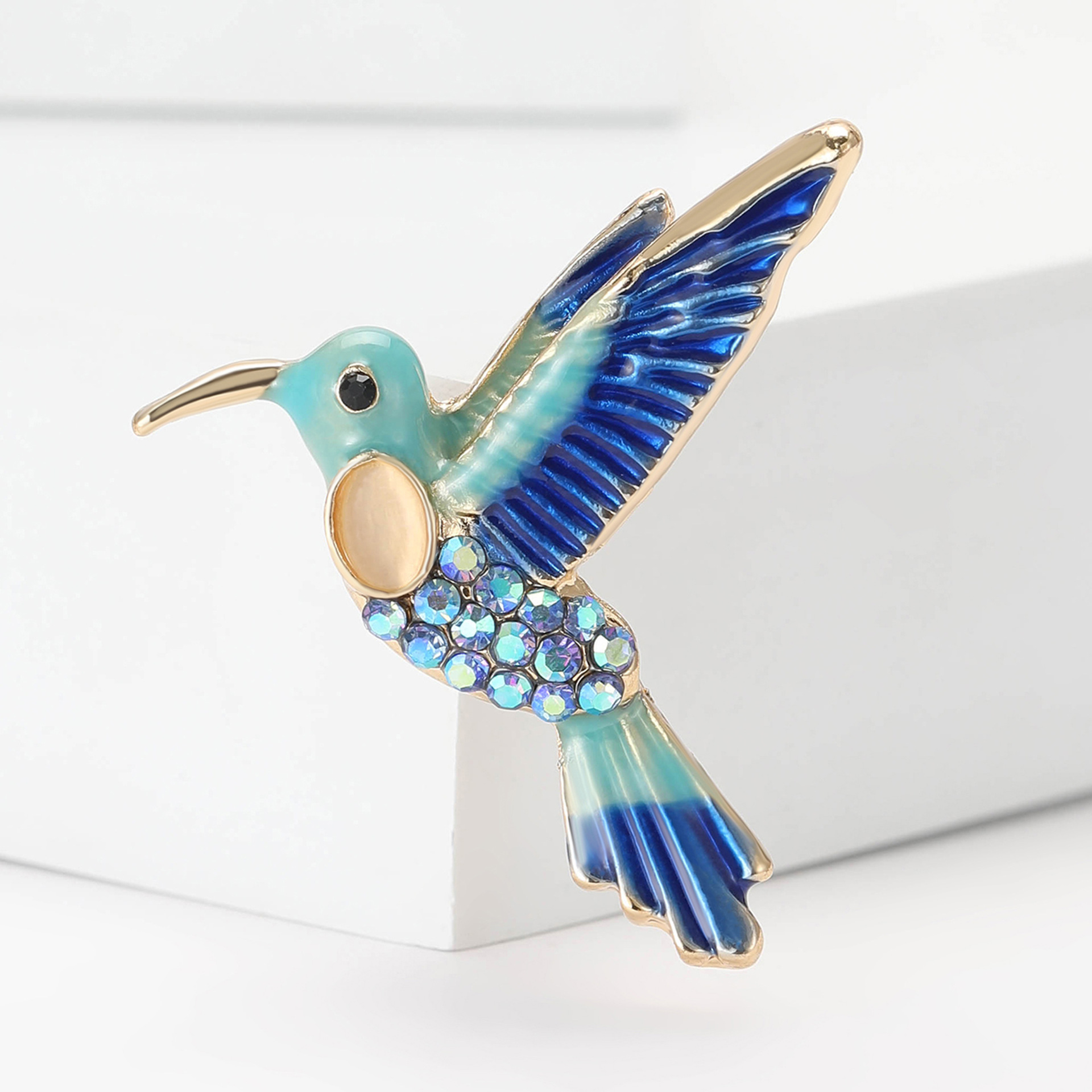 New European and American Creative Alloy Enamel Hummingbird Brooch Exquisite Cartoon Ladies Suit Coat Corsage Jewelry Pin