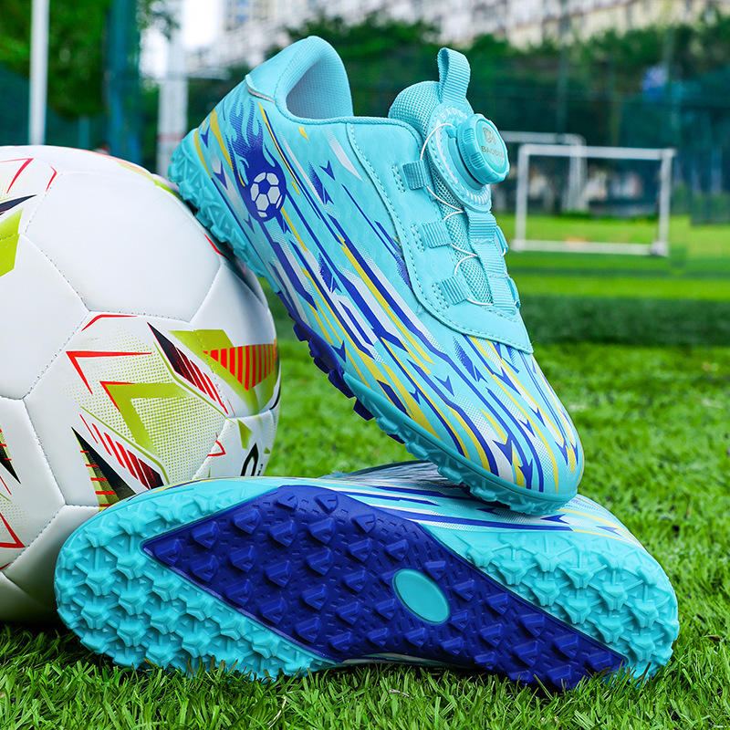 Tenis de Fútbol Infantil con Botón Giratorio de Cuero y TPR para Campo Deportivo