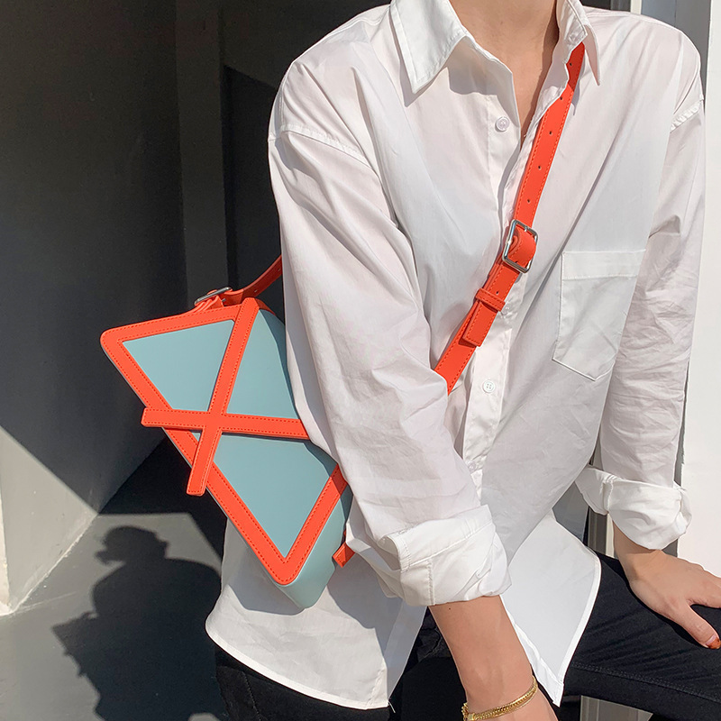Niche High-Quality Independent Design 2023 New Stylish Trapezoidal Color-Blocking Underarm Crossbody Handbag for Summer
