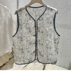 中国風ジャカード盤は薄い刺繍のレースの網のベストのベストのベストの女性の夏の新型の小さい透き通った上着の馬の挟みを掛けます。