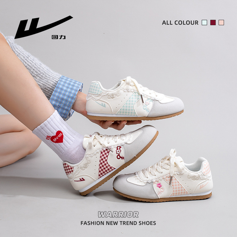 Zapatos de entrenamiento de ballet retro retro de otoño de estilo coreano, zapatos casuales de color delgado, zapatos de mujer ligeros diarios lindos