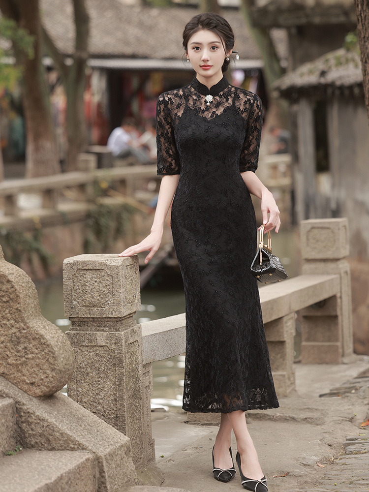 Demi-season lace long cheongsam