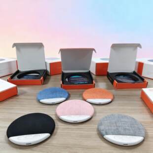Bluetooth pillow sleep speaker pillow audio listening to music and novels white noise portable card speaker retail inventory