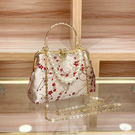 轻奢晚宴包2025新款中式国风旗袍包珍珠手提包妈妈包汉服包夹子包
