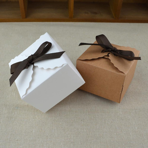 Wavy kraft paper box Amazon gift box candy box white kraft paper color baking packaging box with ribbon