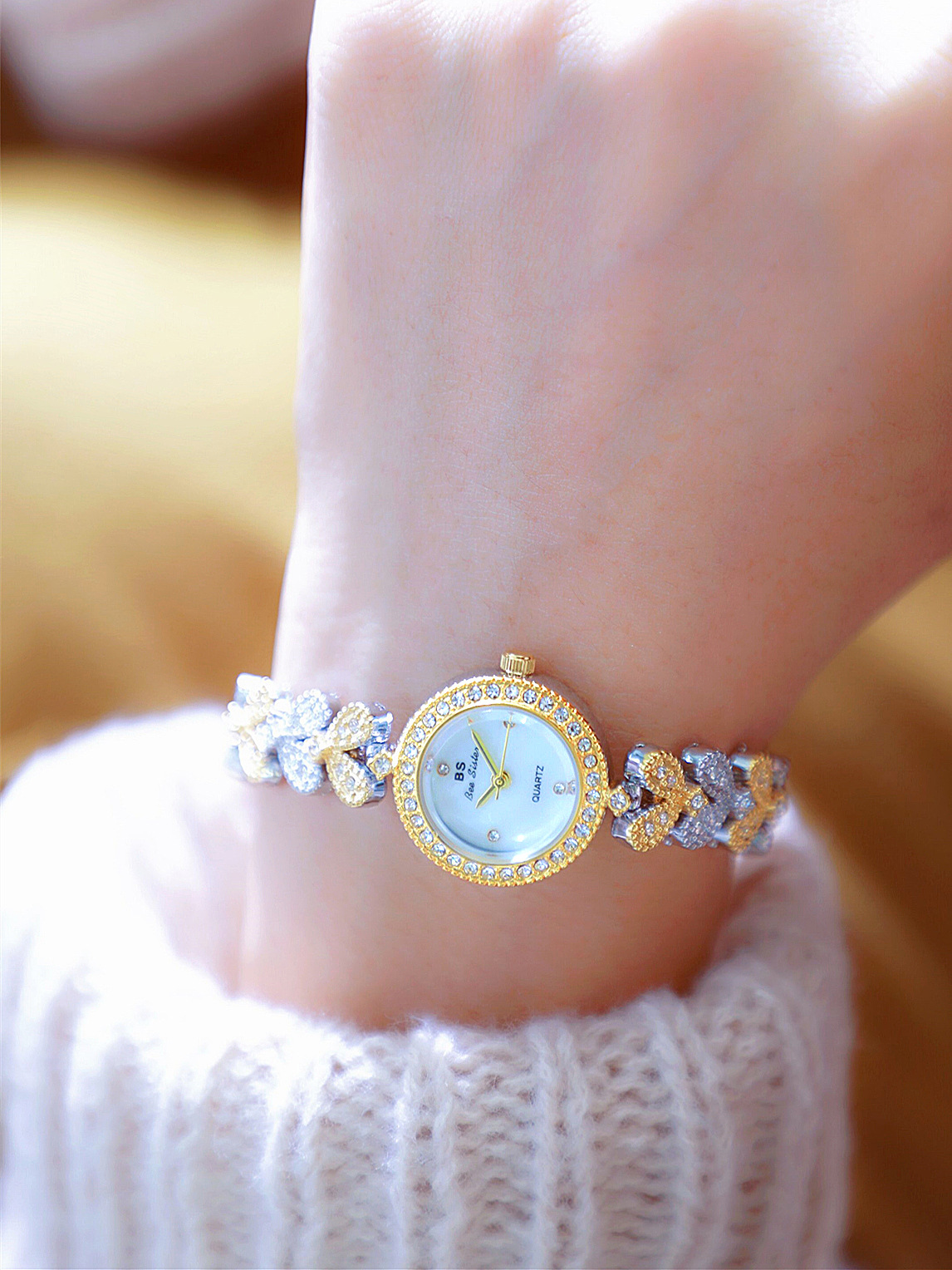 Alloy Strap Material Simple Style Classic Style Heart Shape Jewelry Buckle Quartz Women's Watches