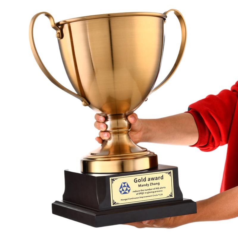 Creativo de gran tamaño metal trofeo hacer billar fútbol baloncesto juego MVP deportes Champions League honor recuerdo