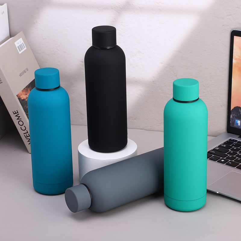 Botella americana de boca pequeña con revestimiento de goma para uso transfronterizo, vaso aislado al vacío de acero inoxidable 304, portátil para exteriores._voghion.com