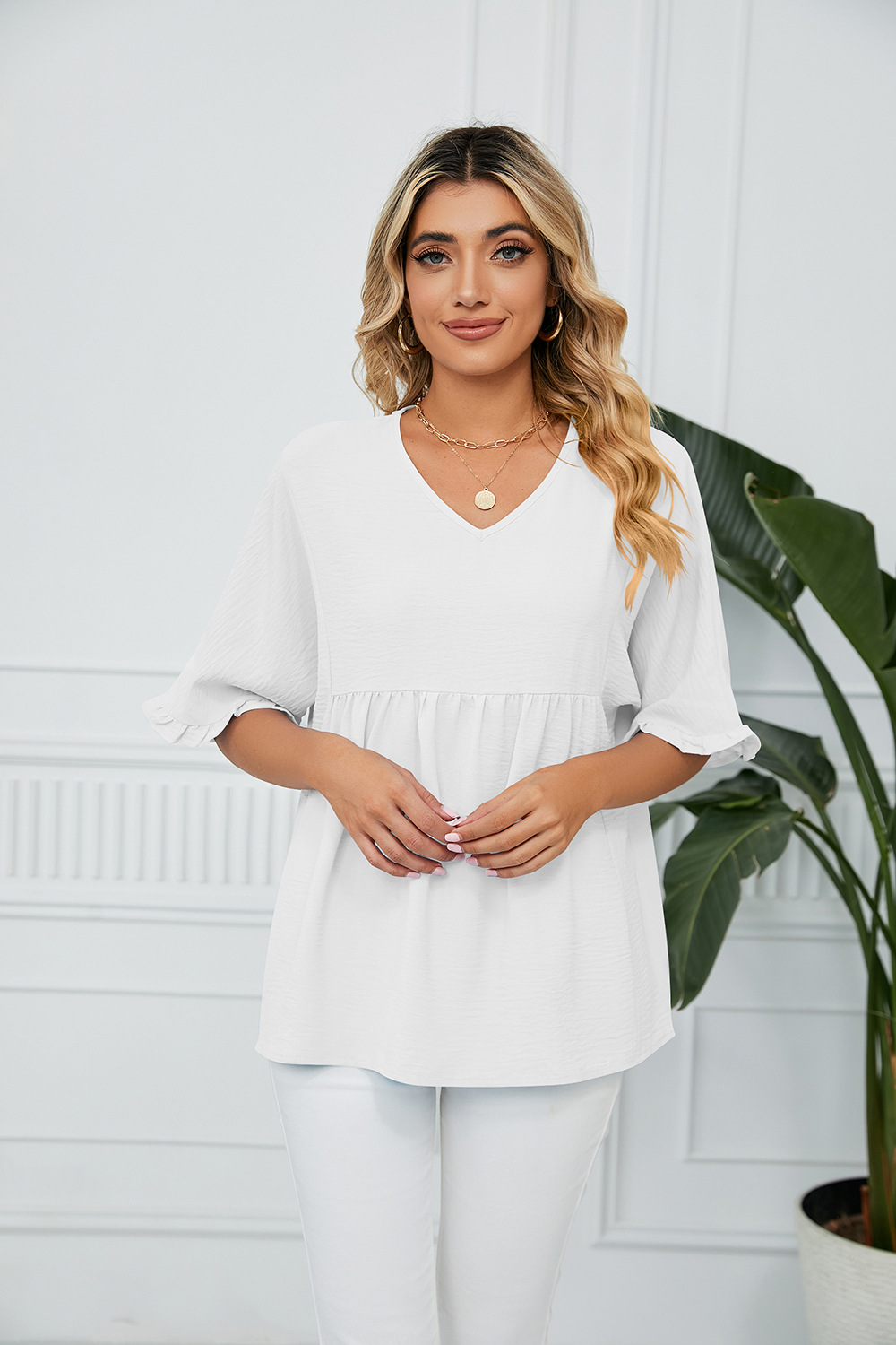 Γυναικεία ρούχα με μασίφ λαιμόκοψη σε φαρδιά πλισέ πάνελ με μεσαίο μανίκι μπλούζες σιφόν_voghion.com
