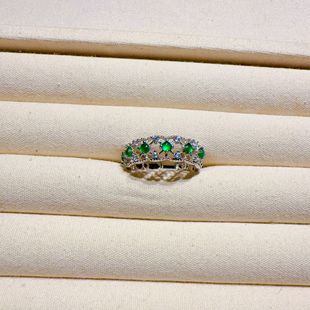 Guatemala Natural Emerald Yang Green Lace Row Ring S925 Sterling Silver Inlaid High-grade Retro Elegant Ring