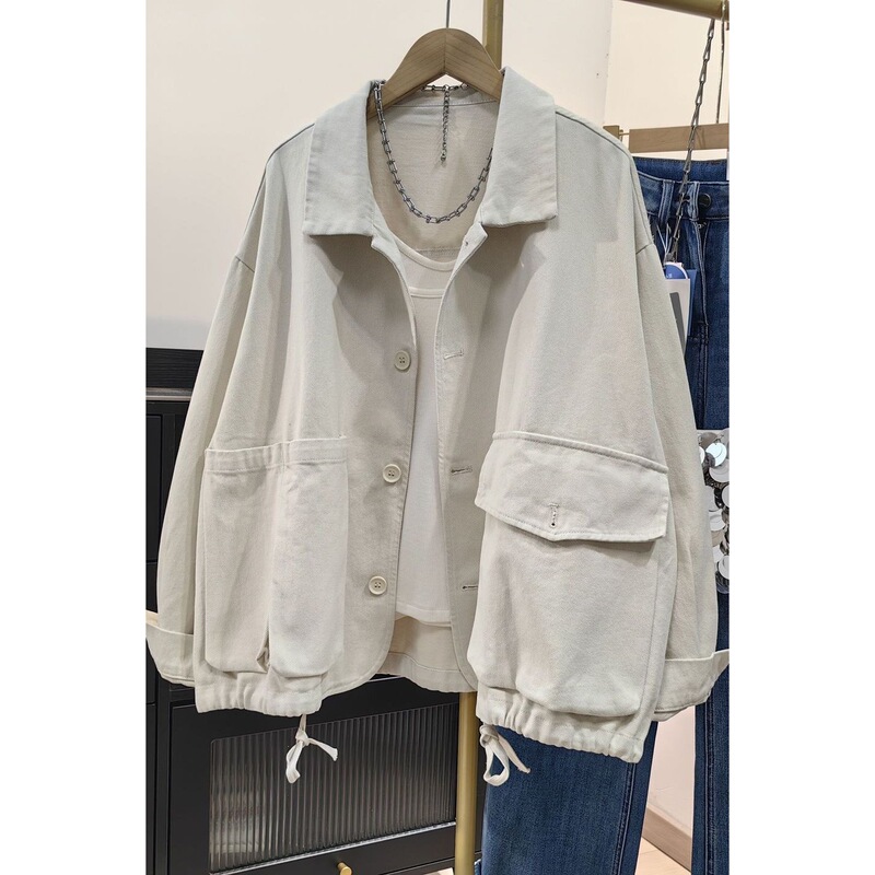 Off-White Denim Short Jacket for Women, New Autumn Korean Style, Casual Loose Design, Thick Jacket for Petite Figures Off-White Denim Short Jacket for Women, New Autumn Korean Style, Casual Loose Design, Thick Jacket for Petite Figures