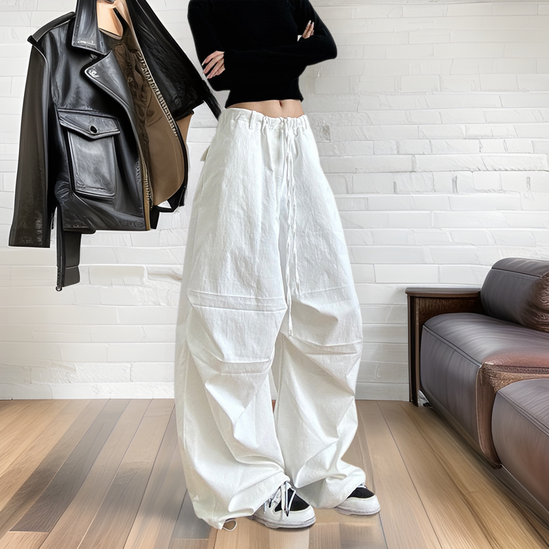 白い傘の兵の服装のズボンの女性の春と秋はゆったりしていて、やせています。