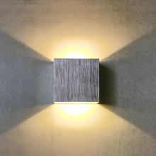 三色变光现代简约壁灯创意卧室床头灯卧室客厅过道LED灯具批发