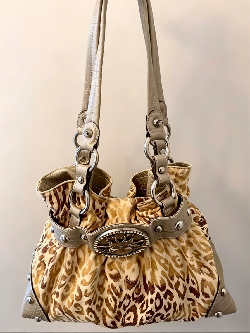 2026 ancient sweet and cool style millennium hot girl Y2K simple and versatile new product sense armpit bag large capacity commuter bag for women