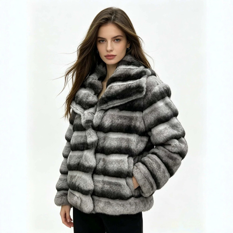 Cross-border fashionable lady's faux blue chinchilla coat, eco-friendly faux fur jacket, high-necked mid-length top, faux fur integrated Cross-border fashionable lady's faux blue chinchilla coat, eco-friendly faux fur jacket, high-necked mid-length top, faux fur integrated
