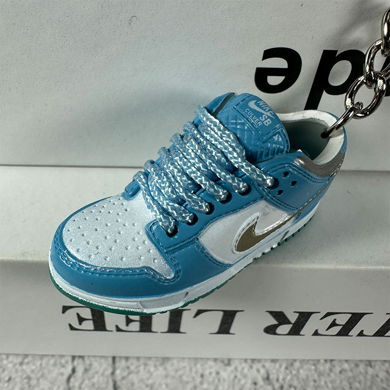 107. north carolina blue and black hook