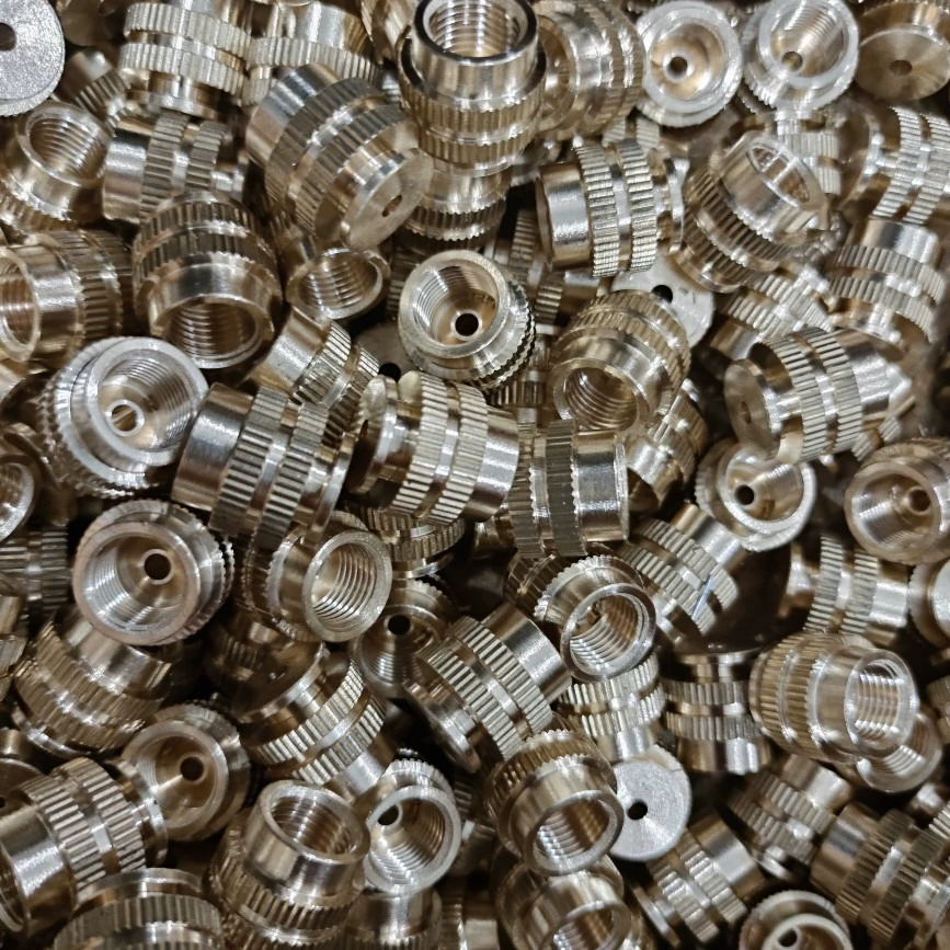 Профессиональный производитель производит латунных разъемов