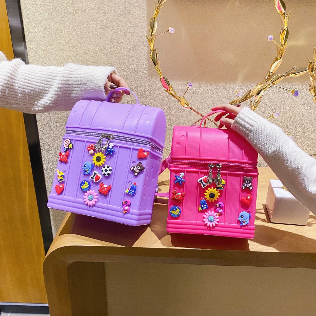 Mochila para niños bolsa de gelatina de silicona mochila de dibujos animados Linda mochila de estudiante de escuela primaria pinduoduo suministro entrega de una pieza