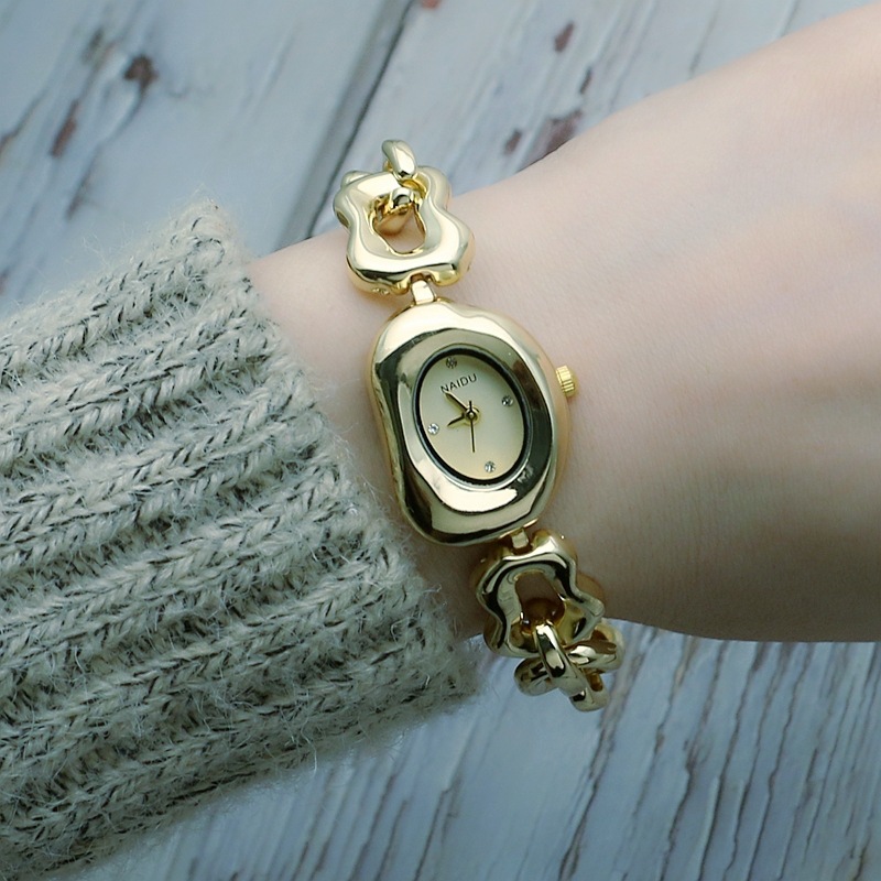 universal bracelet