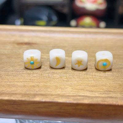 Ivory Fruit Sun Moon Star Zərgərlik ara hissələri - fang-zhu-sun-halo-stars-a-group-of-4-about-10mm