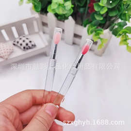 便携多功能带盖硅胶唇刷化妆刷润唇膏眼影涂抹工具