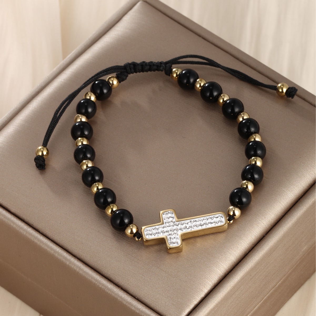 Joyería Xuping joyería de moda europea y americana amor cruces diamantes tejidos cuentas imitación de gemas pulseras de acero inoxidable mujeres