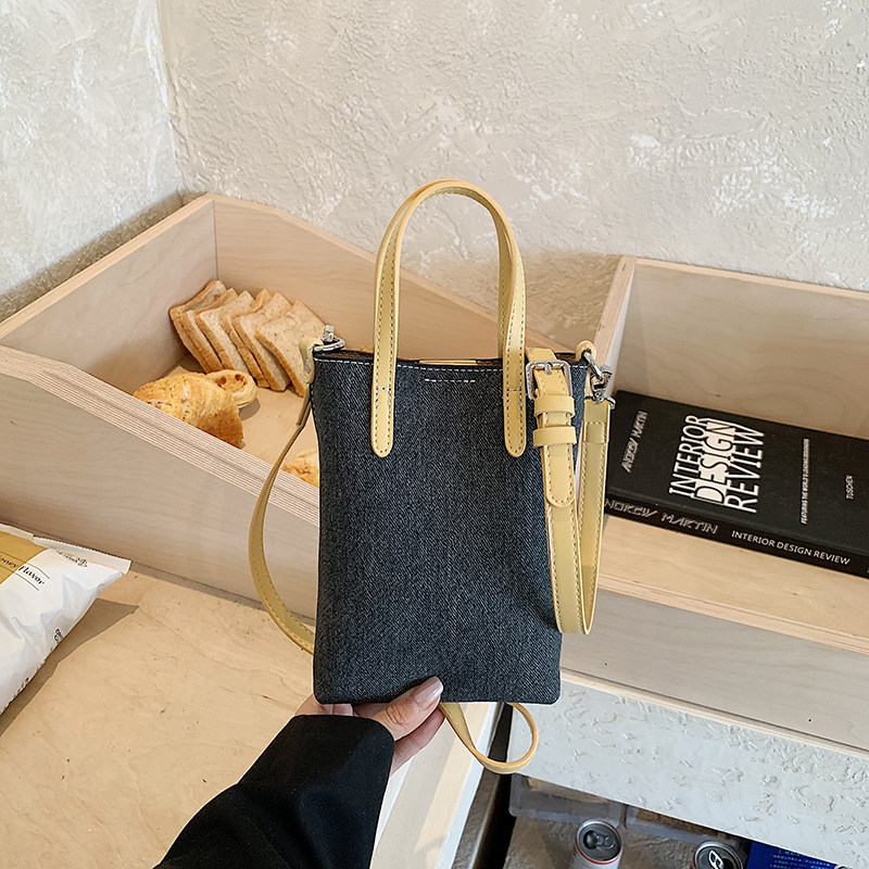 2026 bolso de cubo de empalme bolso de mujer mini hombro de hombro de viaje de hombro de nuevo jeans coreanos
