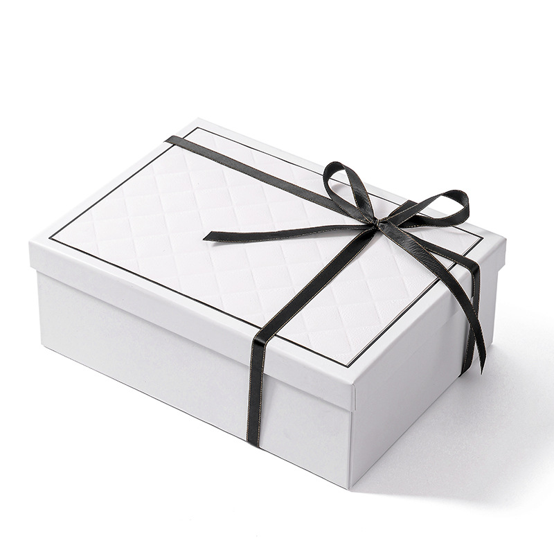Caja de regalo plegable al por mayor Caja de regalo de la cubierta del cielo y la tierra Caja de embalaje de la cubierta del cielo y la tierra plegable de una pieza Fiesta del arco