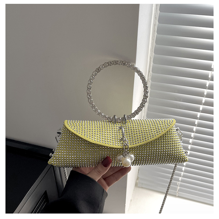 Women's Small Pu Leather Solid Color Elegant Vintage Style Magnetic Buckle Evening Bag display picture 5