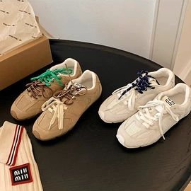 女式时装单鞋;女式皮靴;平底拖鞋