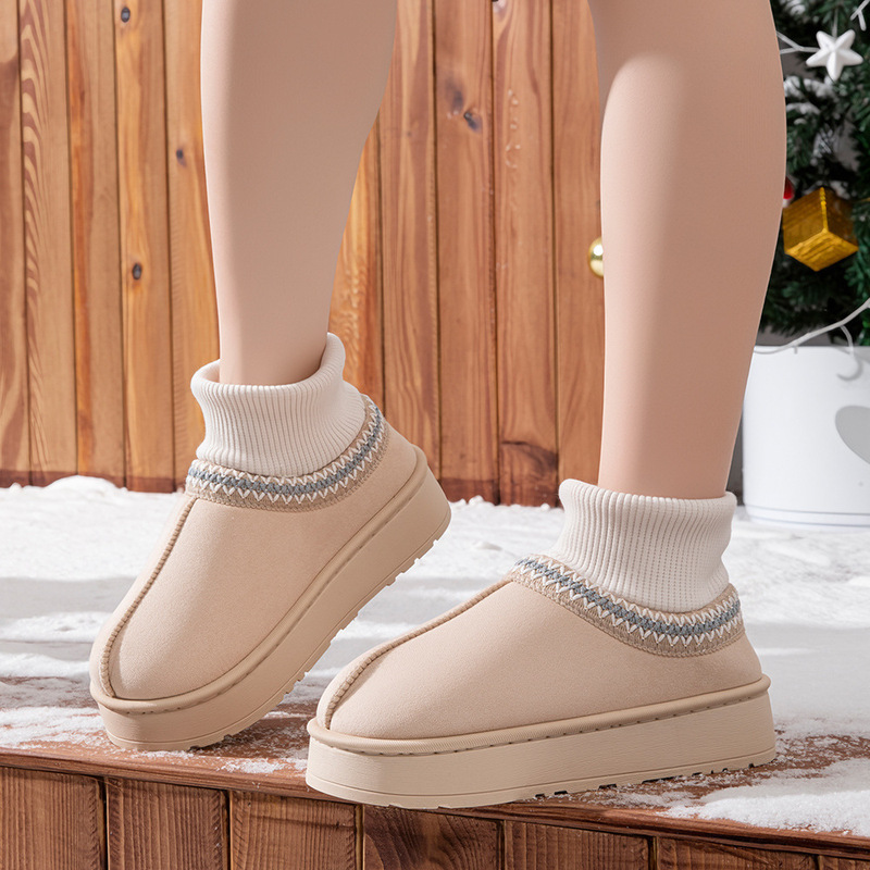 2025 New Snow Boots for Home and Outing, Warm and Thickeneded Cotton Slippers, Suede All-Inclusive Couple Style Cotton Slippers 2025 New Snow Boots for Home and Outing, Warm and Thickeneded Cotton Slippers, Suede All-Inclusive Couple Style Cotton Slippers